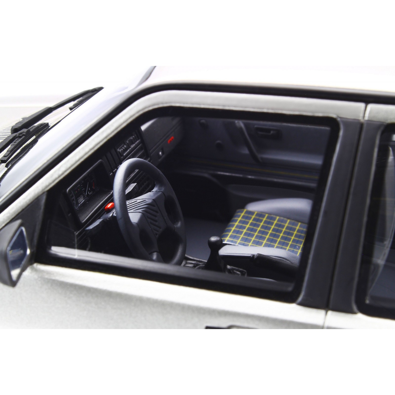 Volkswagen Jetta Mk.2 GTX 16V Diamond Silver 1987