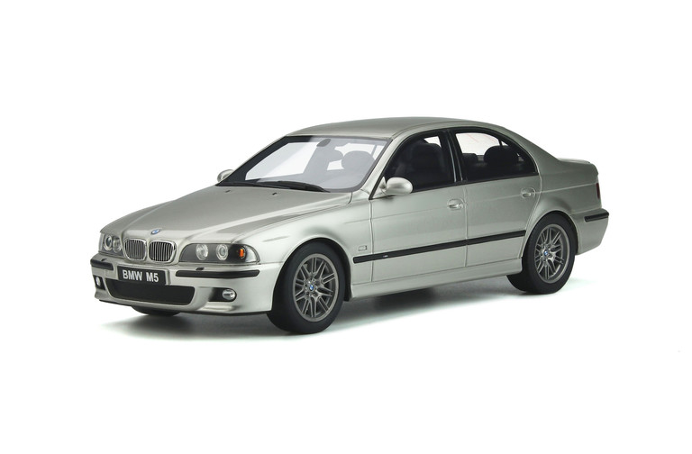 BMW E39 M5 Titanium Silver 2002