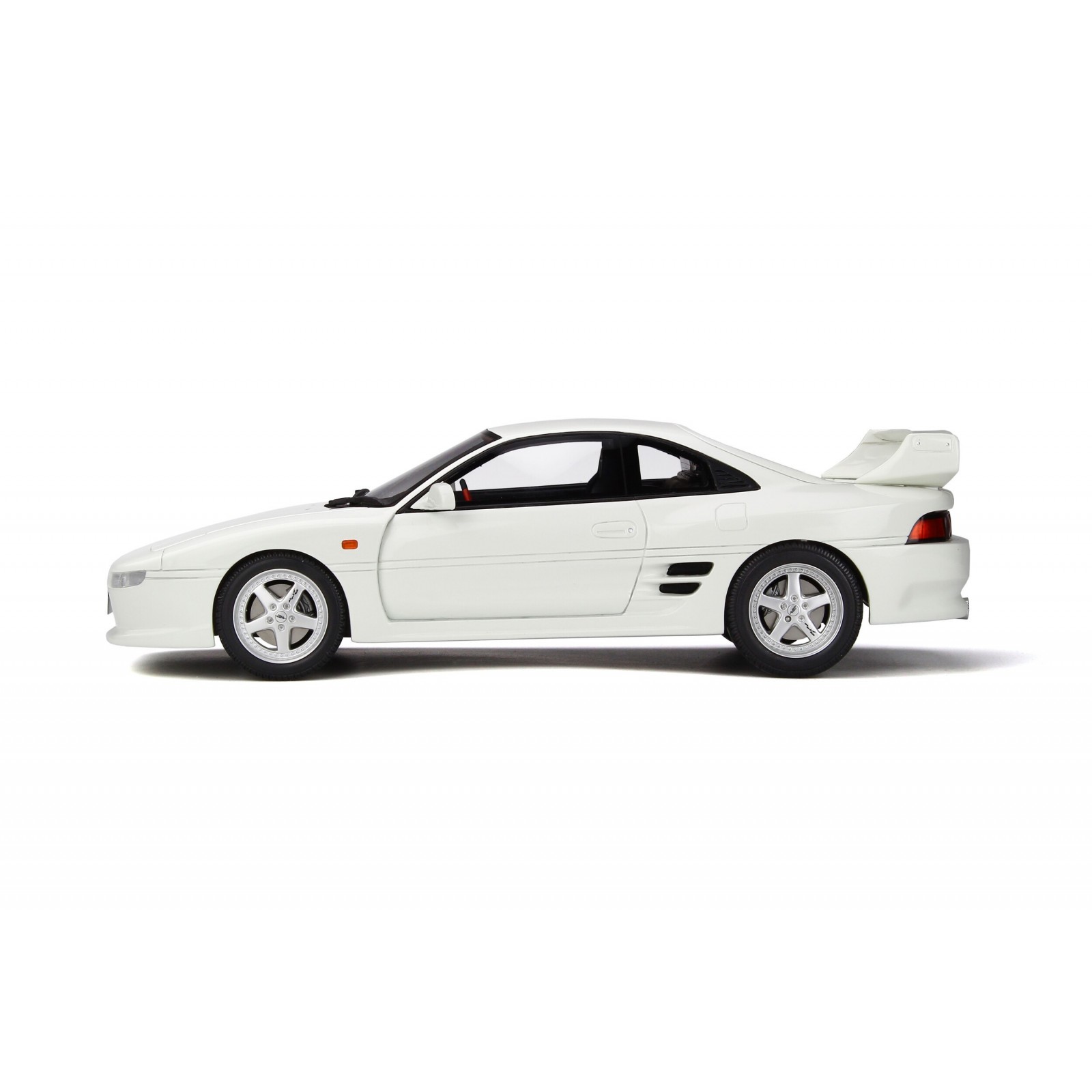 Toyota SW20 TRD 2000 GT Super White 1989