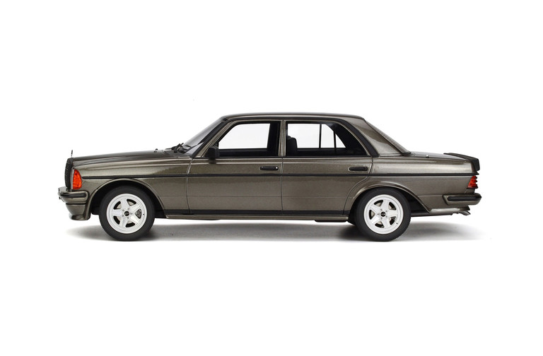 Mercedes-Benz 280 (W123) AMG Anthracite Grey Metallic 1980
