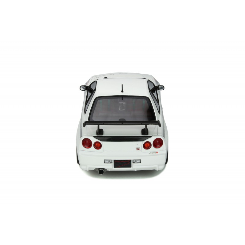 Nissan Skyline GT-R Mines White Pearl 2011