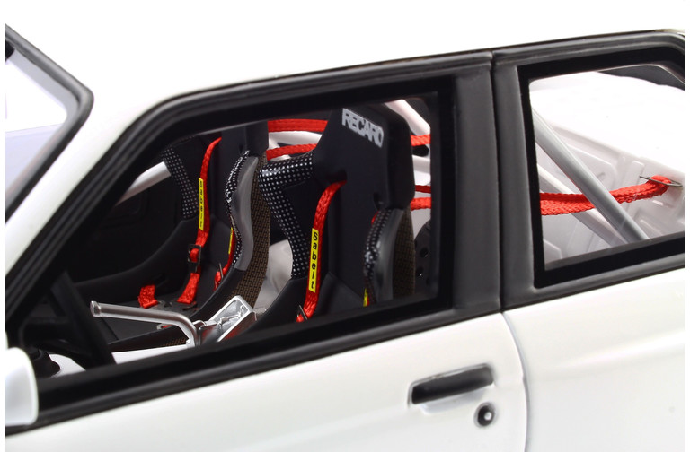 BMW E30 M3 Rally White 1987