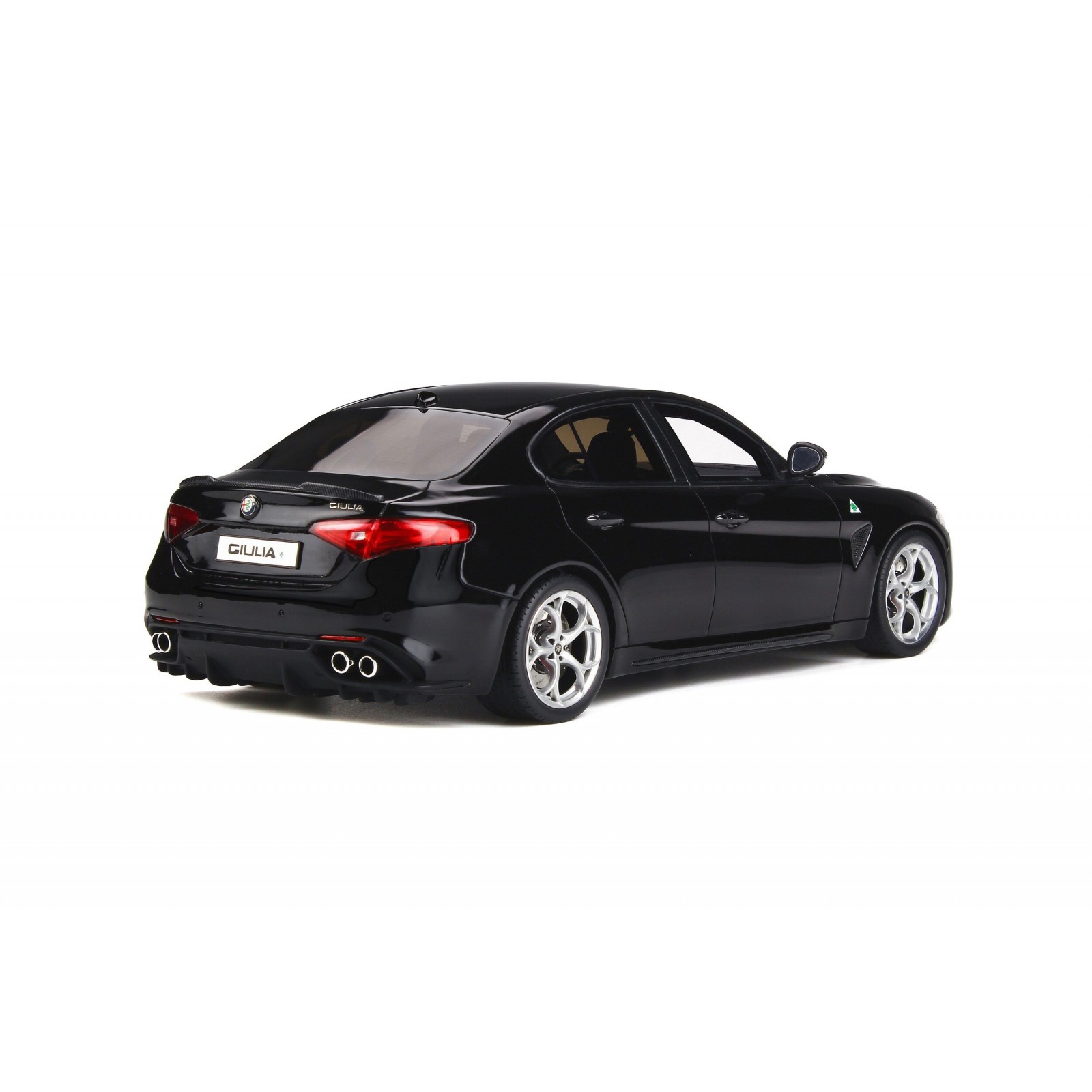 Alfa Romeo Giulia Quadrifoglio Nero Vulcano 2016