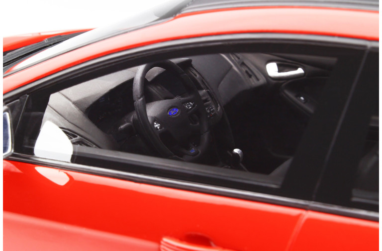 Ford Focus RS Race Red 2018