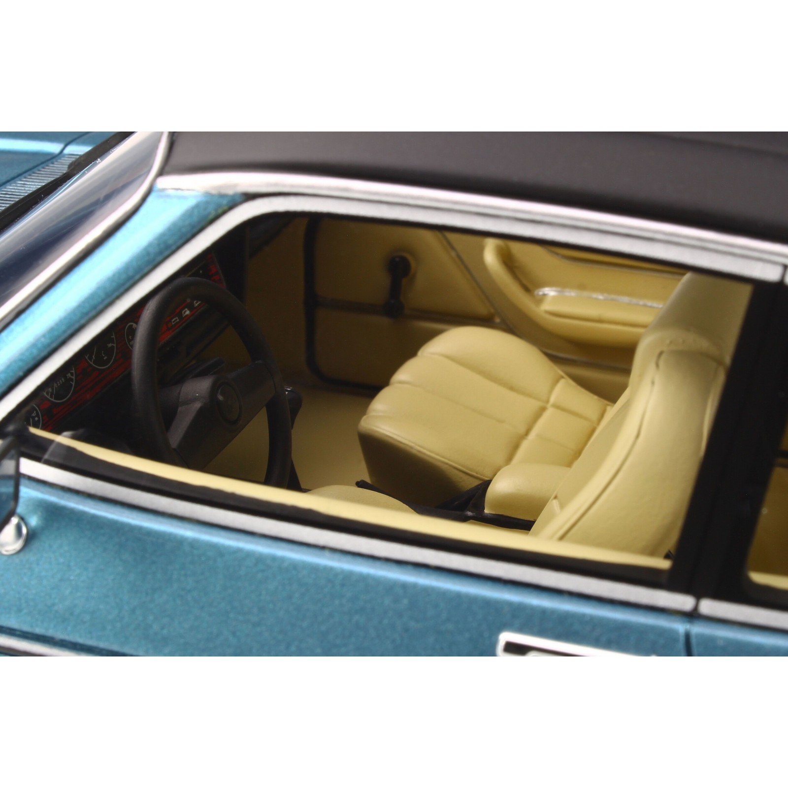 Ford Capri Mk.2 Miami Blue Poly 1974