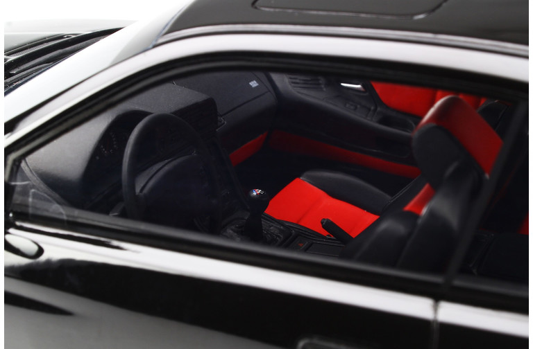 BMW 850 CSI Black 1990