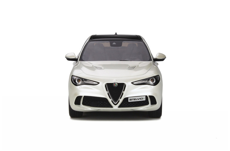 Alfa Romeo Stelvio Quadrifoglio Alfa White 2017