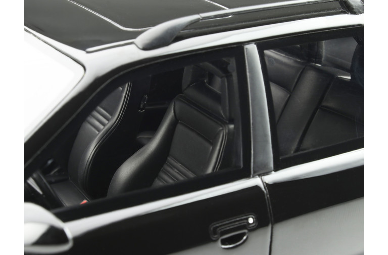 Audi Avant RS2 (B4) Noir Brillant Vernis 1994