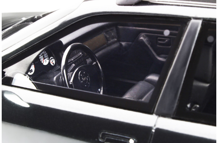 Audi Avant RS2 (B4) Vulcano Black 1994