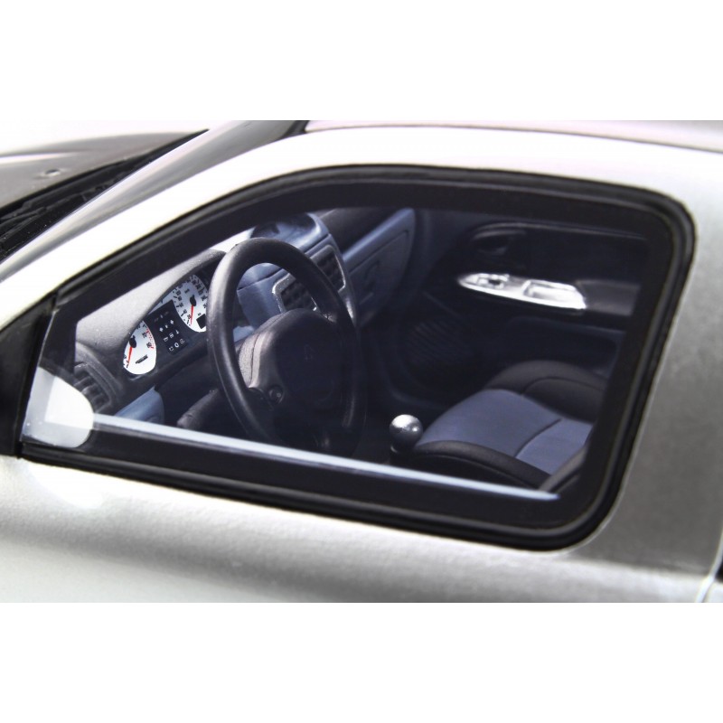 Renault Clio 2 Ph.1 RS Gris Titanium 1999