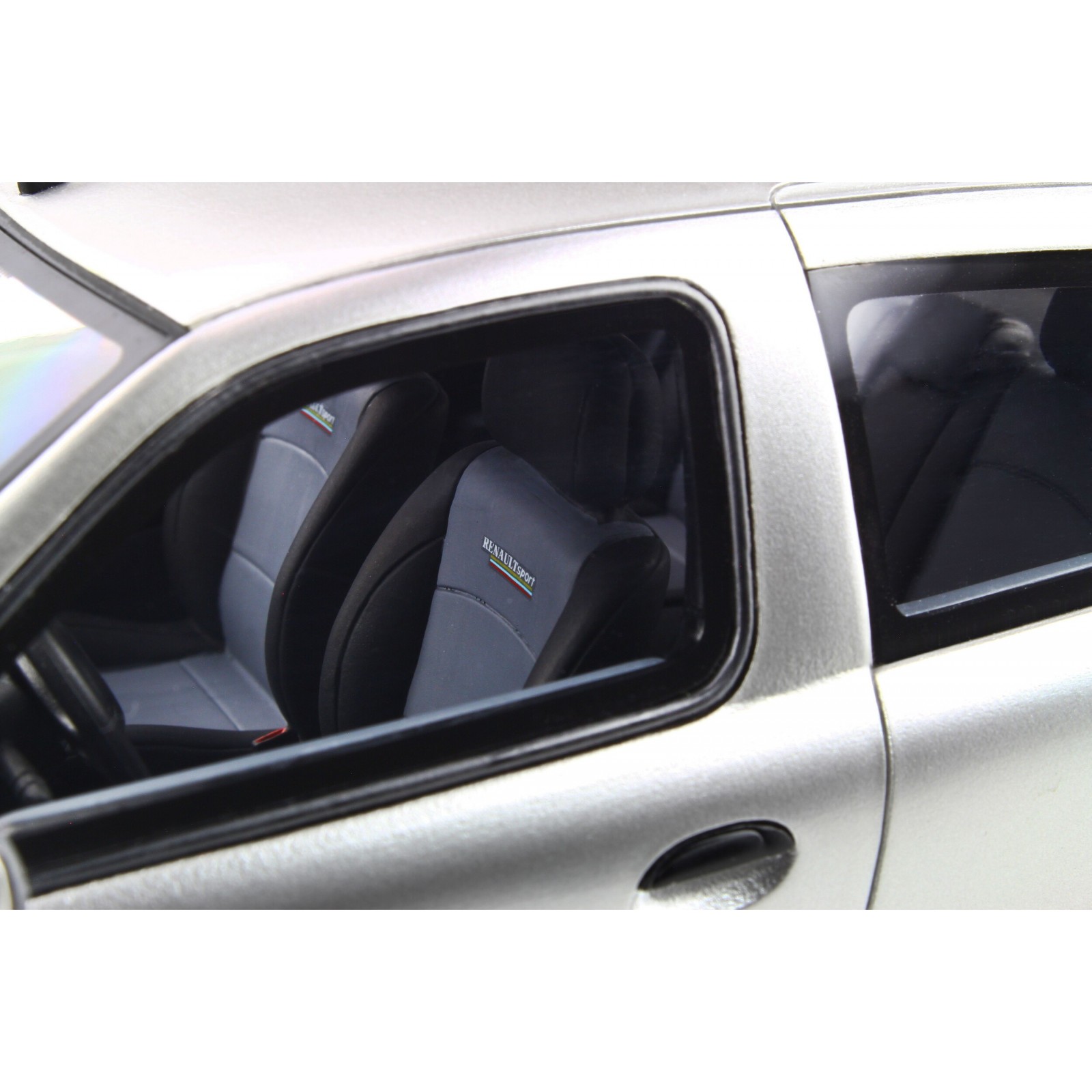 Renault Clio 2 Ph.1 RS Gris Titanium 1999