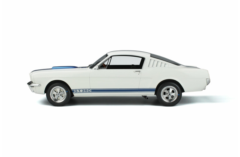 Shelby GT350 Wimbledon White and Blue stripes 1965