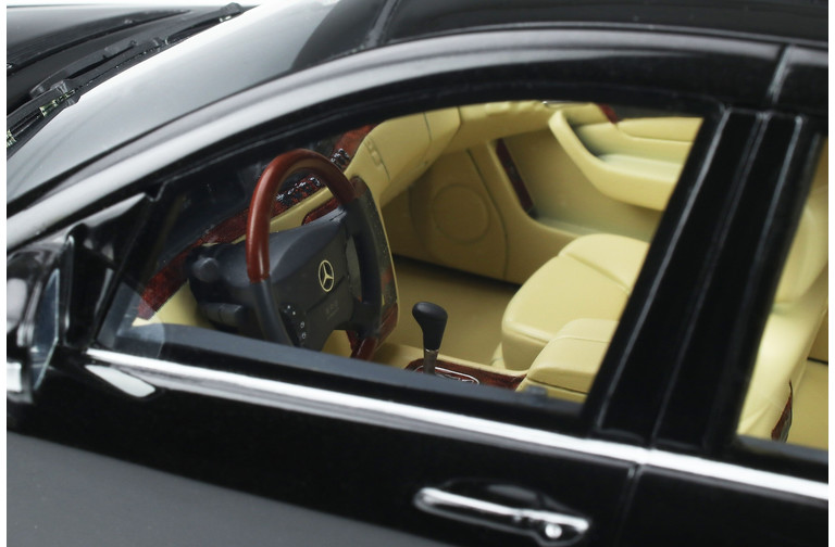 Mercedes-Benz S-Class (W220) S65 AMG Obsidian Black Metallic 2004