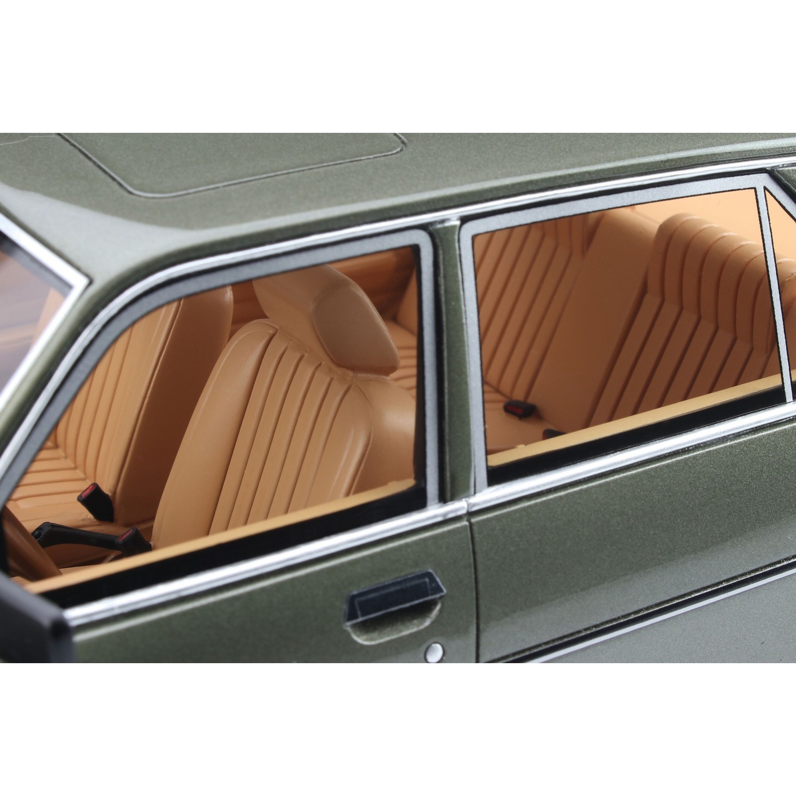 Peugeot 604 GTI Gris Fumée Metal 1984