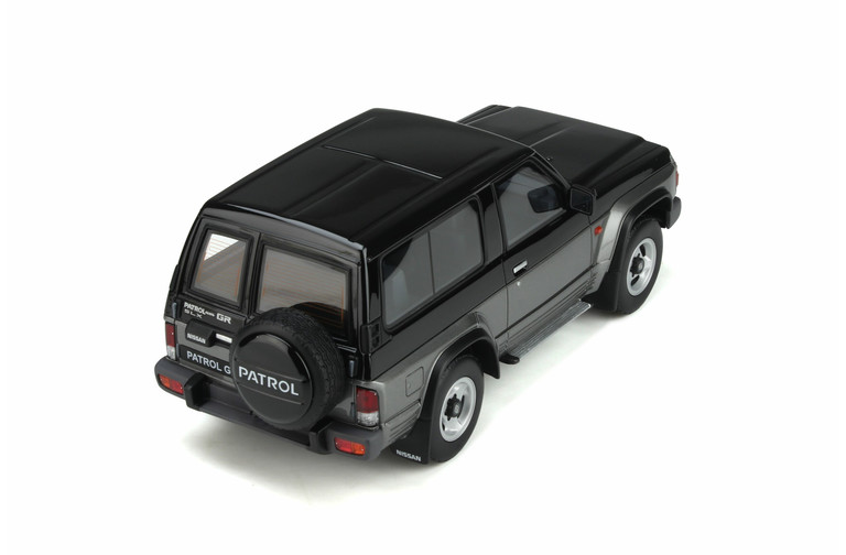 Nissan Patrol GR Graphite Grey (Pearl) 1992