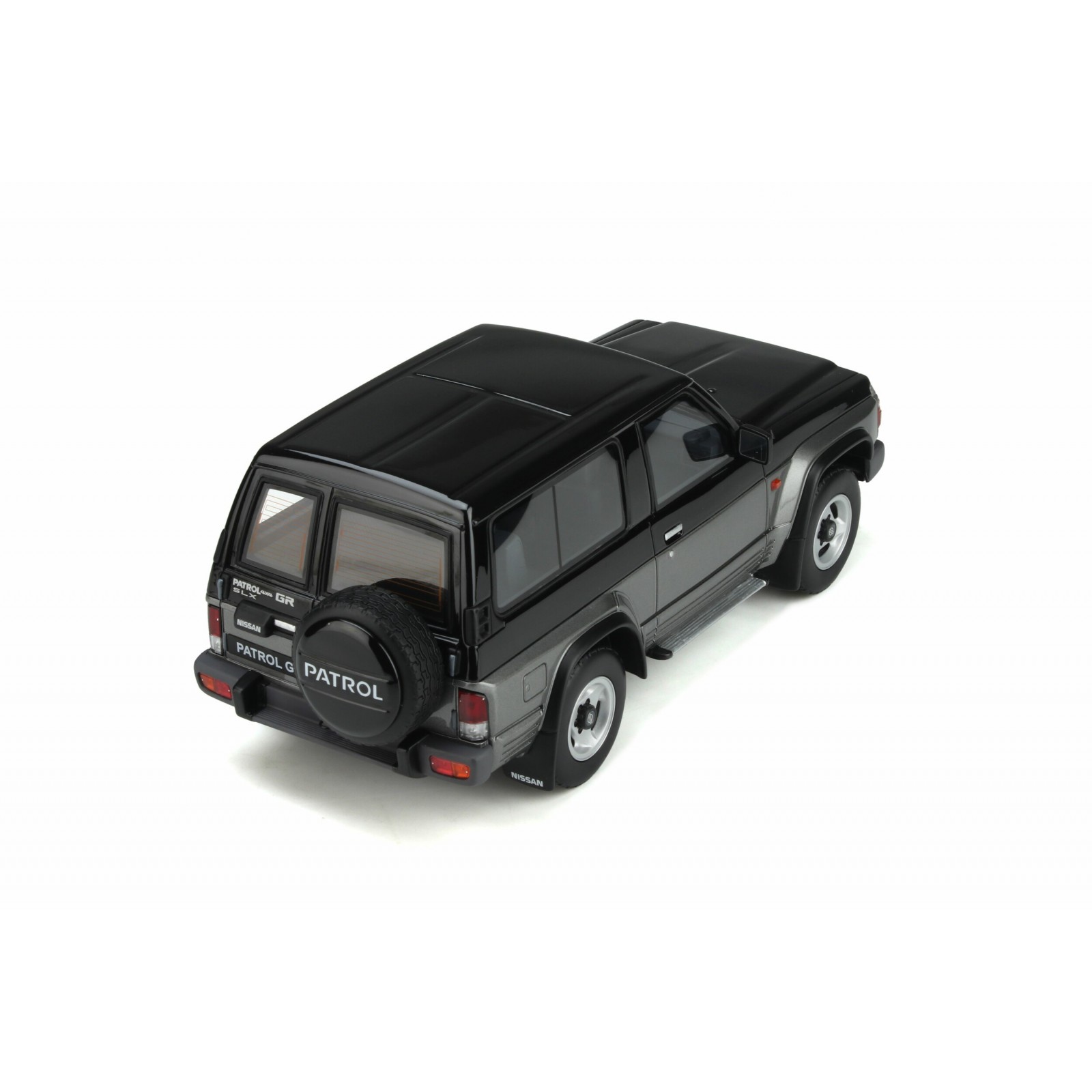 Nissan Patrol GR Graphite Grey (Pearl) 1992