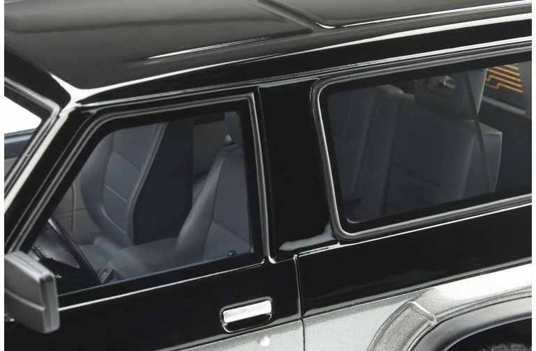 Nissan Patrol GR Graphite Grey (Pearl) 1992