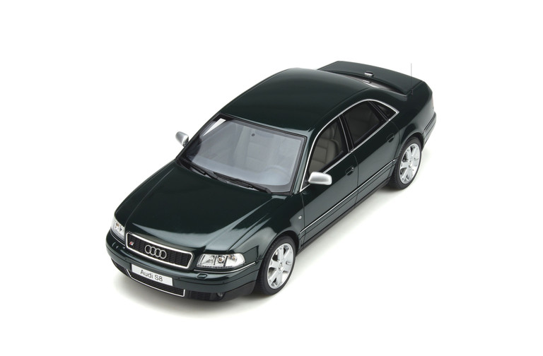 Audi S8 (D2) 4.2 V8 Racing Green Pearl 2001