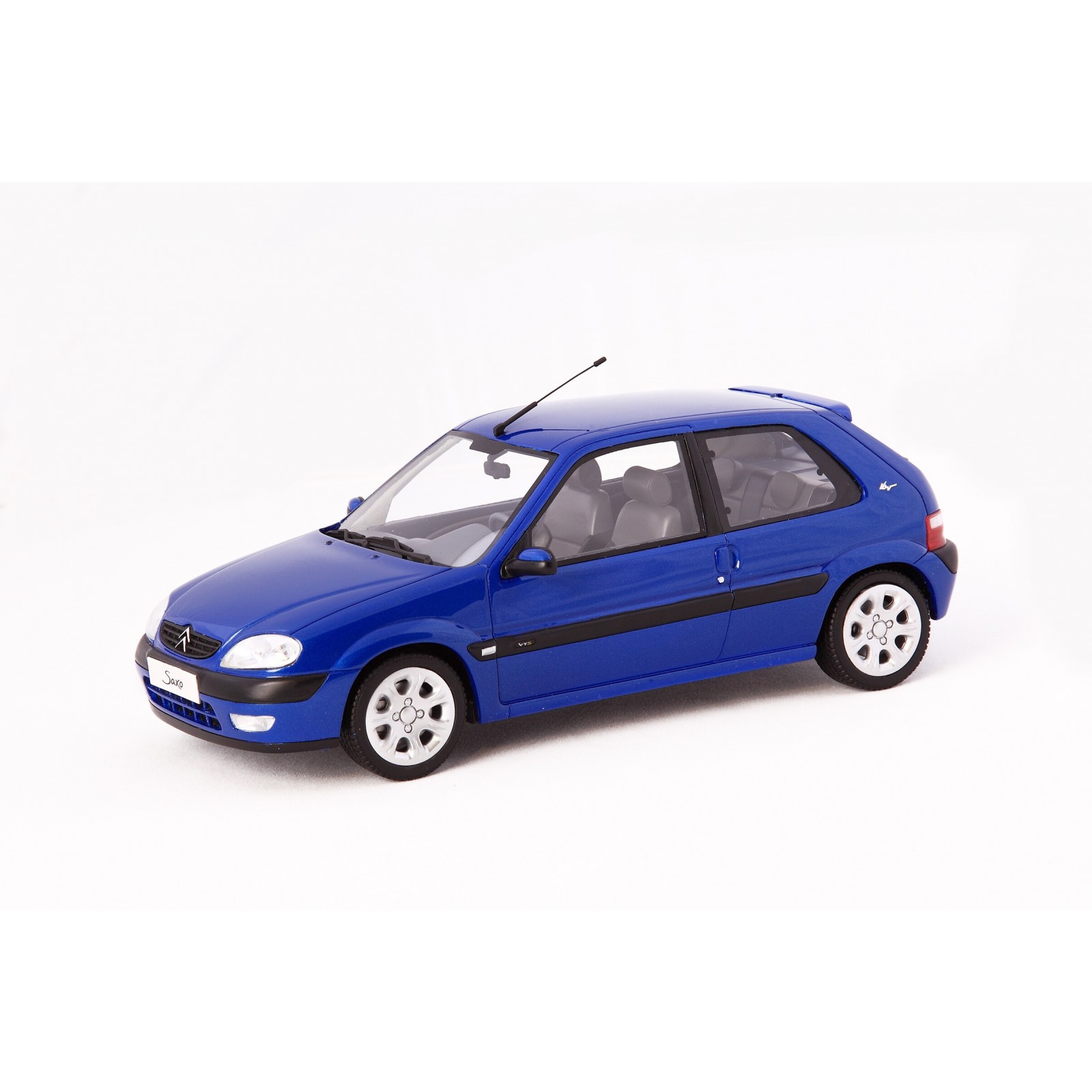Citroën Saxo VTS 16V Bleu Grand Pavois 2000