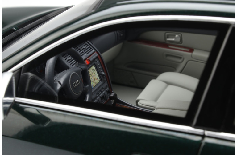 Audi S8 (D2) 4.2 V8 Racing Green Pearl 2001