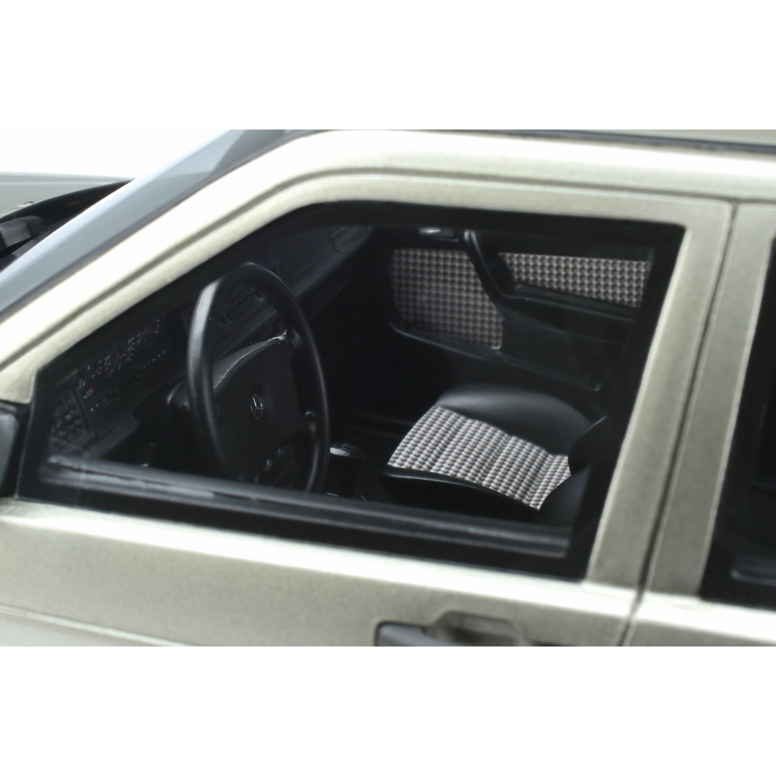 Mercedes-Benz W201 190E 2.5 16S Smoke Silver Metallic 1988