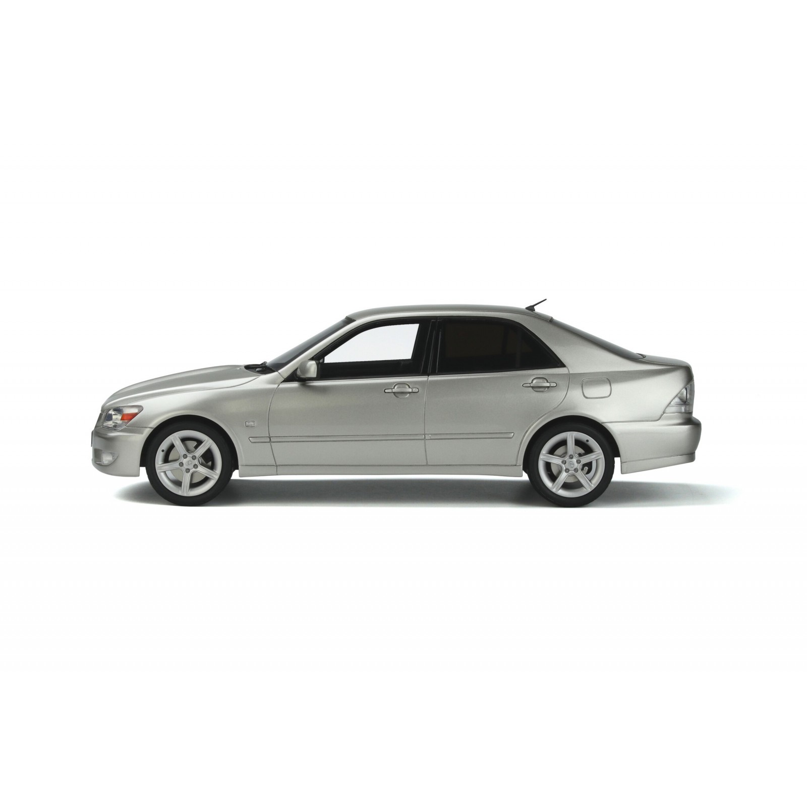 Lexus IS200 Millennium Silver Metallic 1998