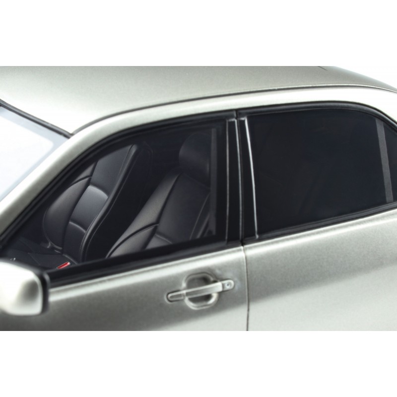 Lexus IS200 Millennium Silver Metallic 1998