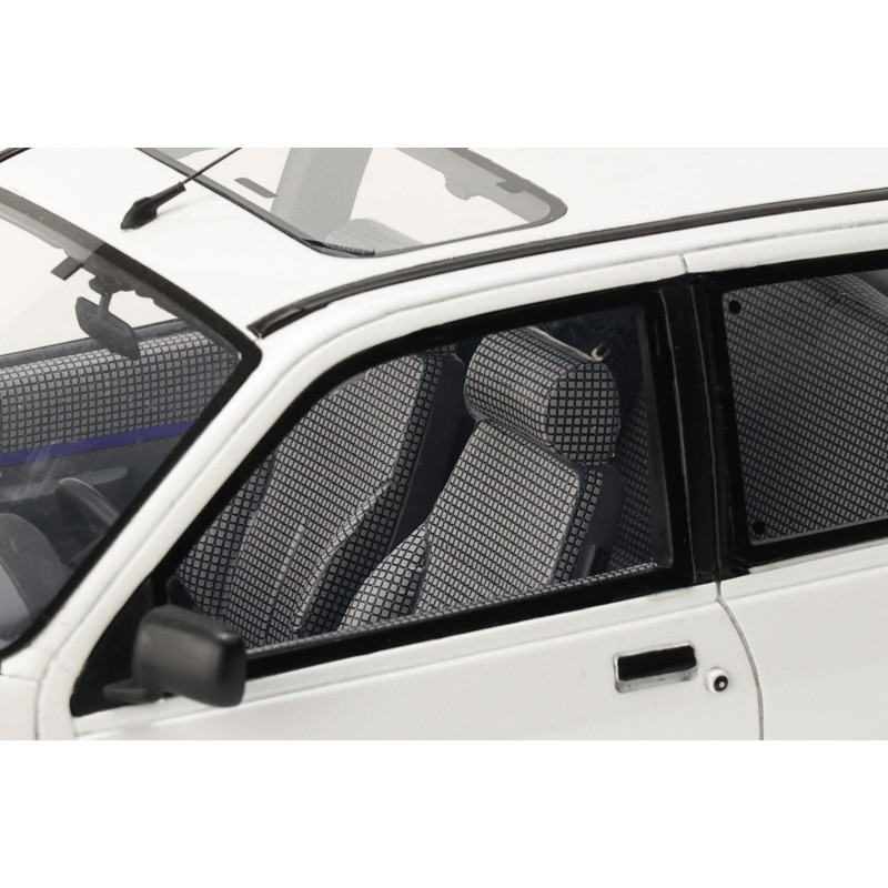 Ford Fiesta Mk3 XR2i Diamond White XSC691A 1989