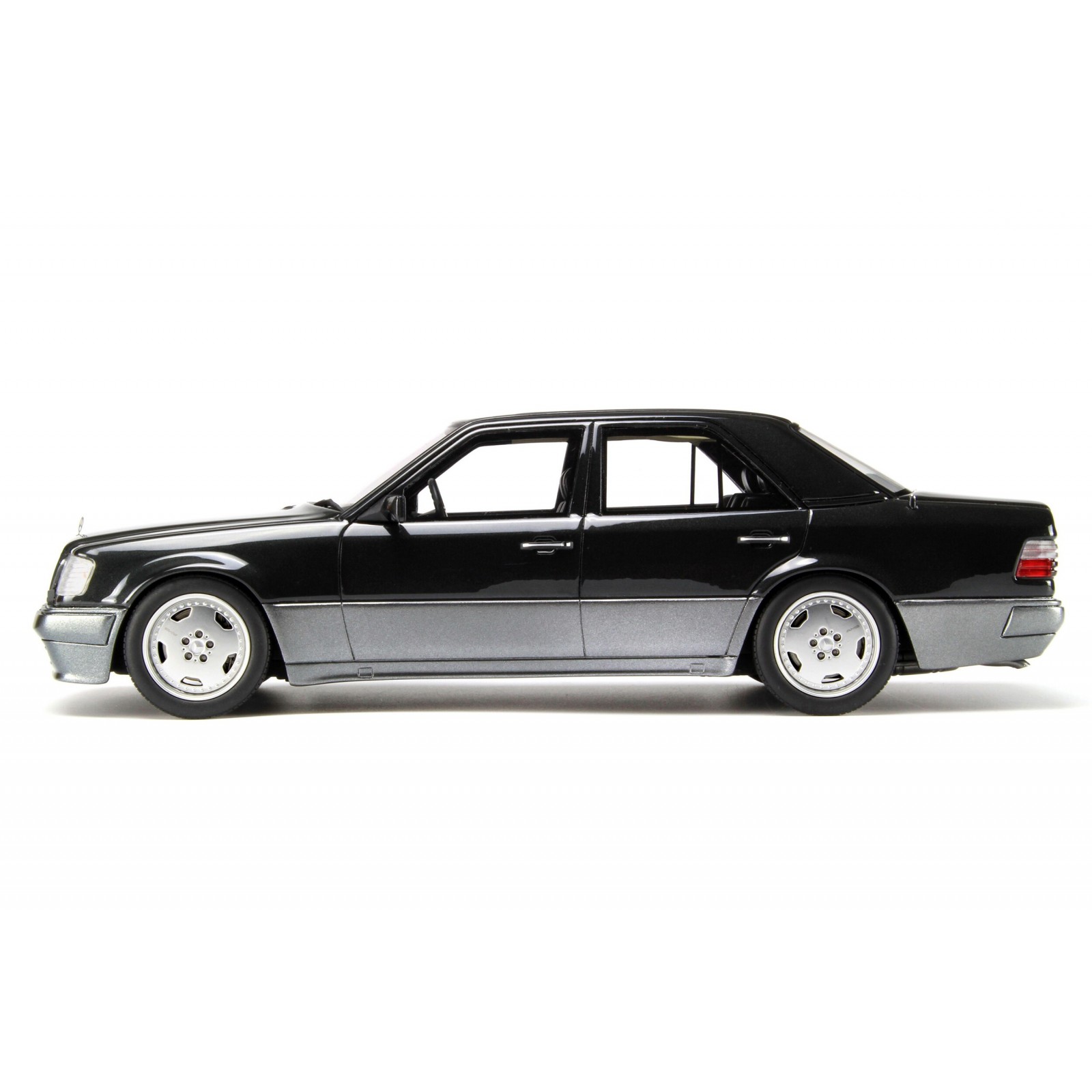 Mercedes-Benz E-Class (W124) E60 AMG noir baltic (040) / gris onyx (7209) 1994