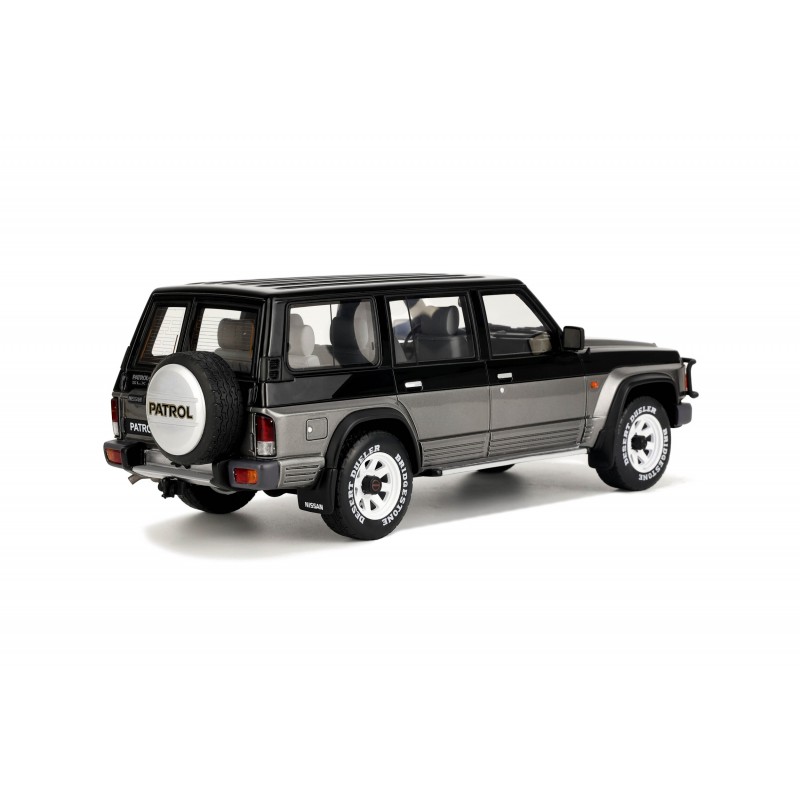 Nissan Patrol GR Y60 Graphite Grey KH2 / Black 1992