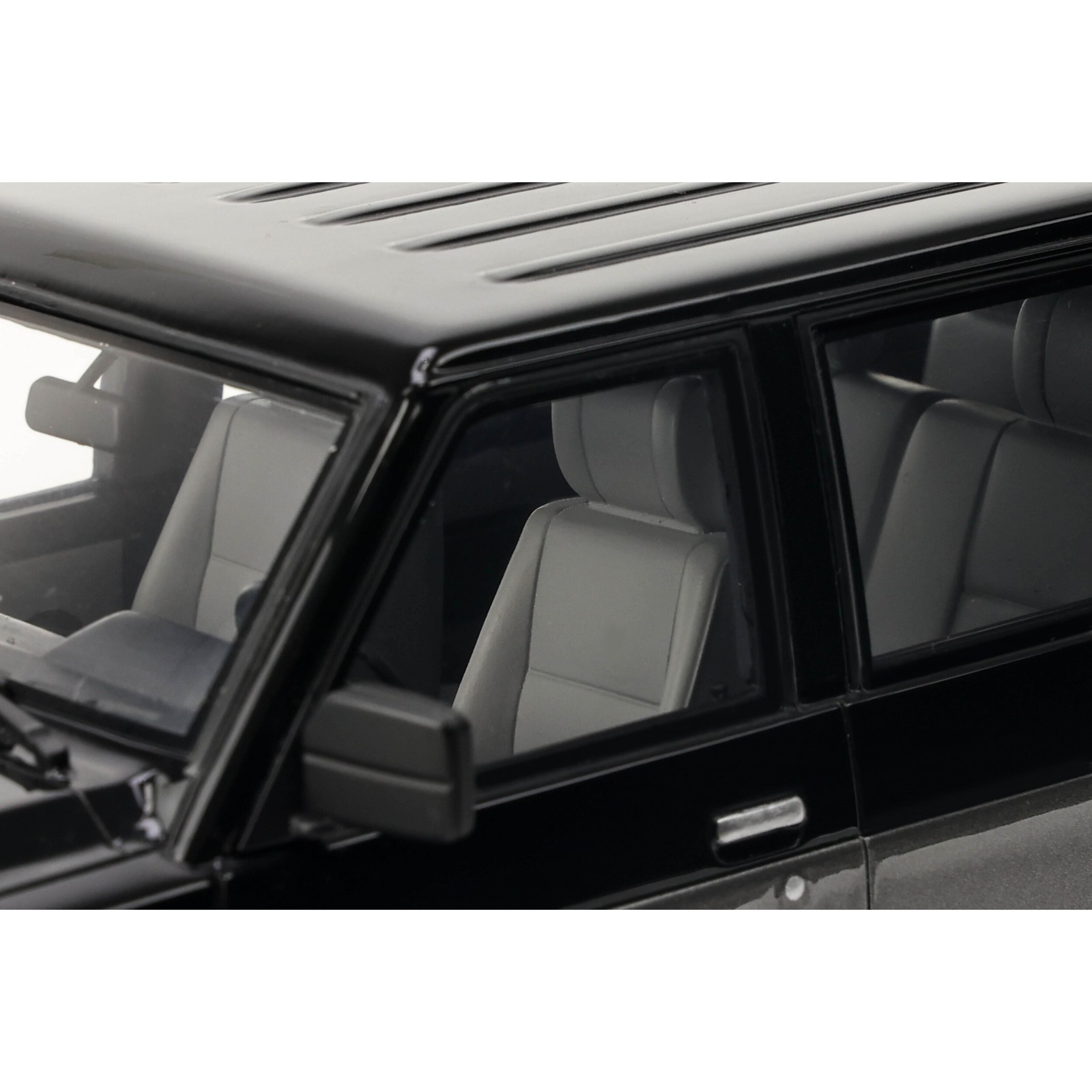 Nissan Patrol GR Y60 Graphite Grey KH2 / Black 1992