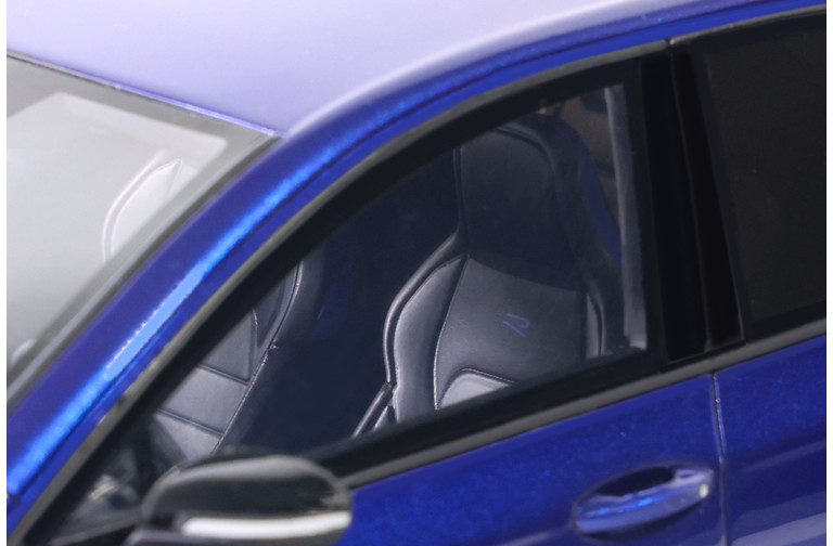 Volkswagen Golf VIII R Lapiz Blue Metallic 2021