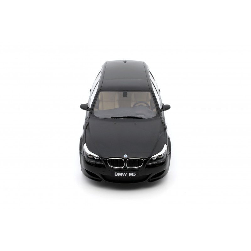 BMW E61 M5 Black Saphire Metallic 475 2004