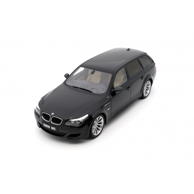 BMW E61 M5 Black Saphire Metallic 475 2004