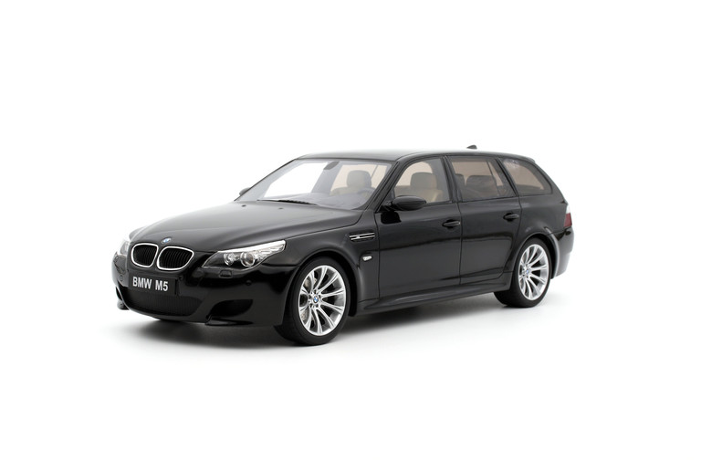 BMW E61 M5 Black Saphire Metallic 475 2004