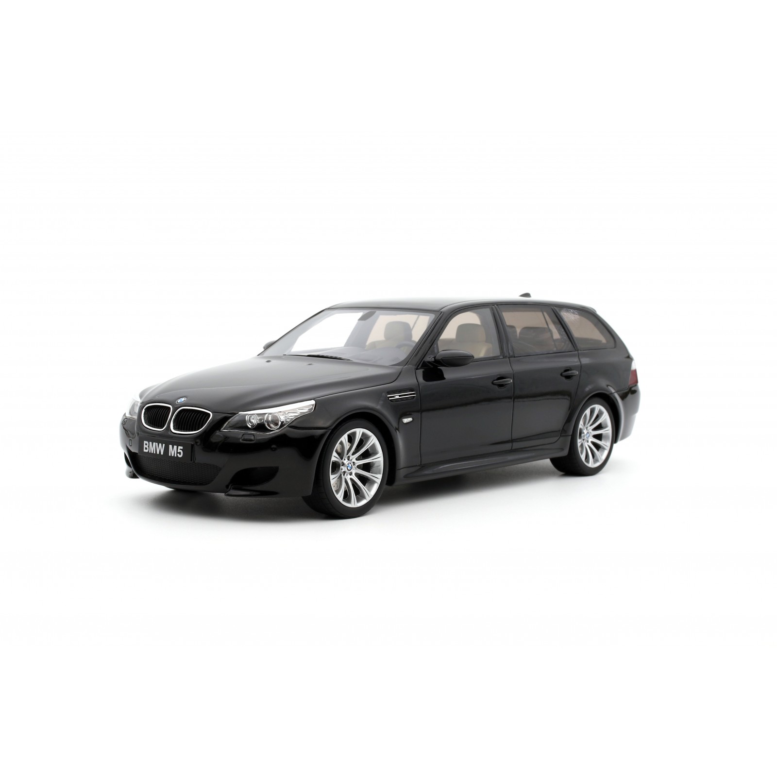 BMW E61 M5 Black Saphire Metallic 475 2004