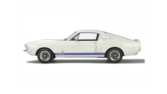 Shelby GT500 Wimbledon White and Blue stripes 1967