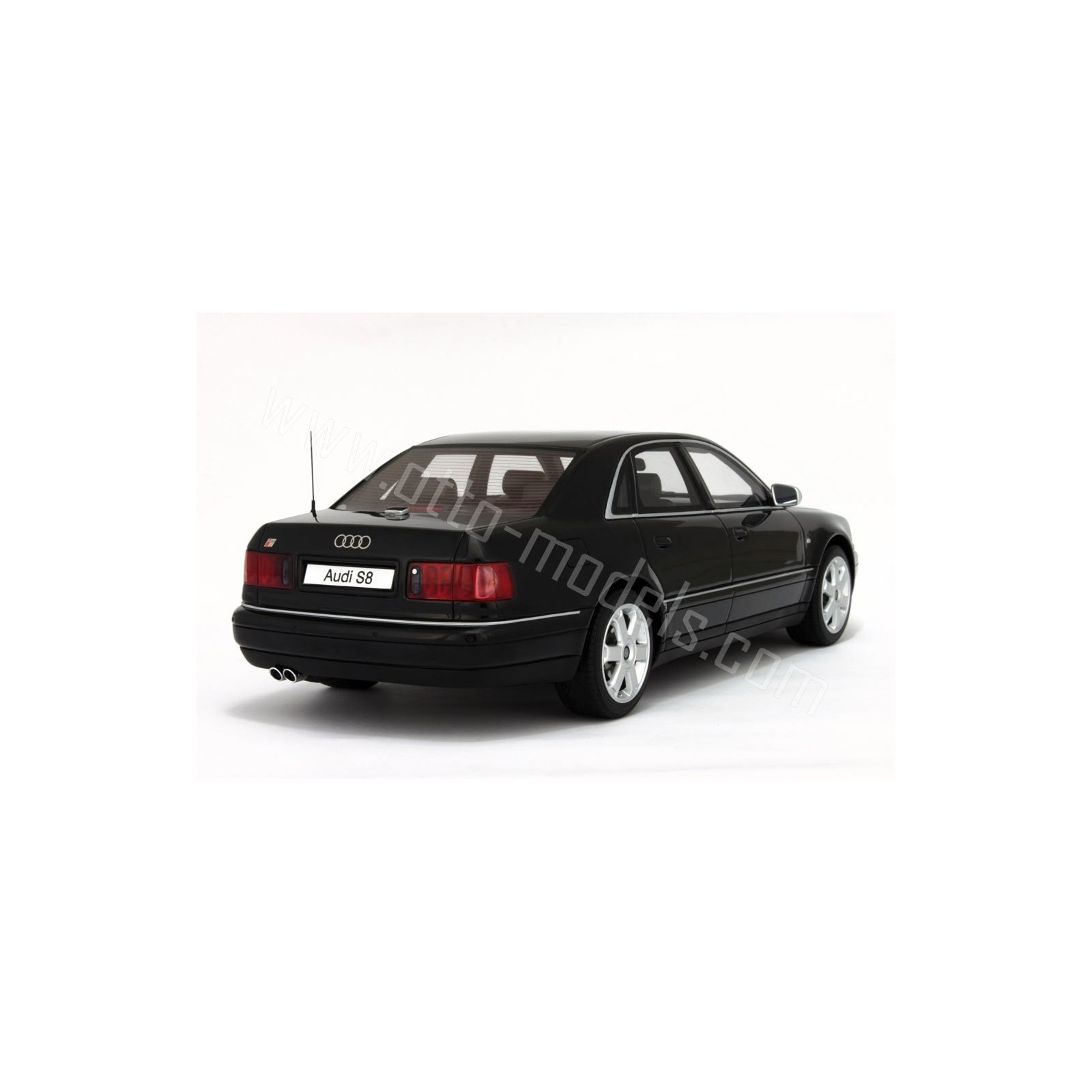 Audi S8 Brilliant Black 2002