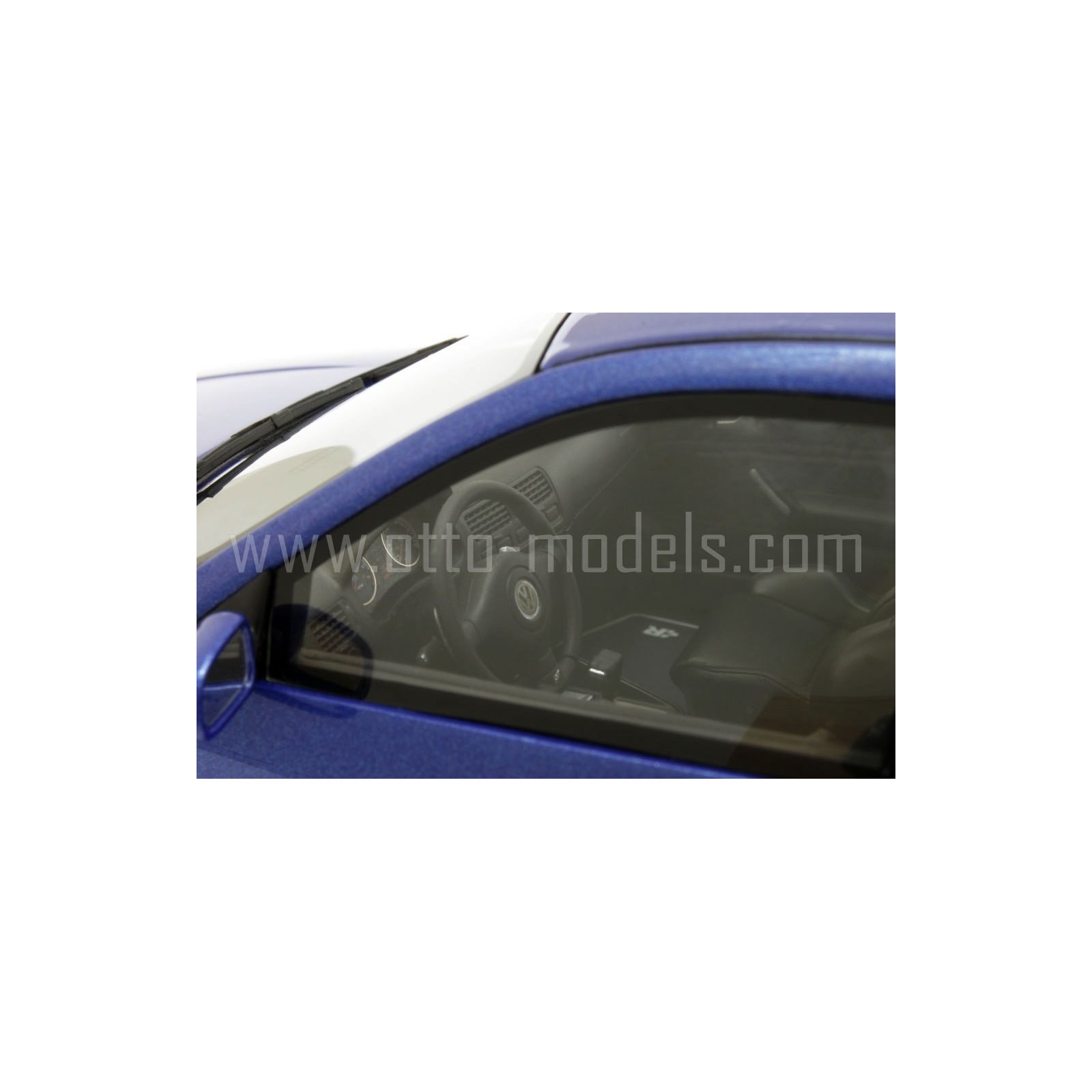 Volkswagen Golf 4 R32 Deep Blue Pearl 2002