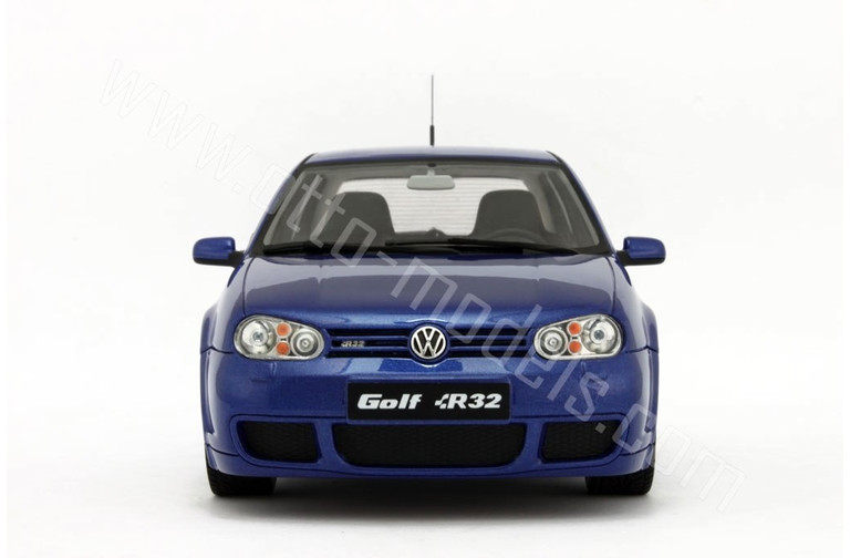 Volkswagen Golf 4 R32 Deep Blue Pearl 2002