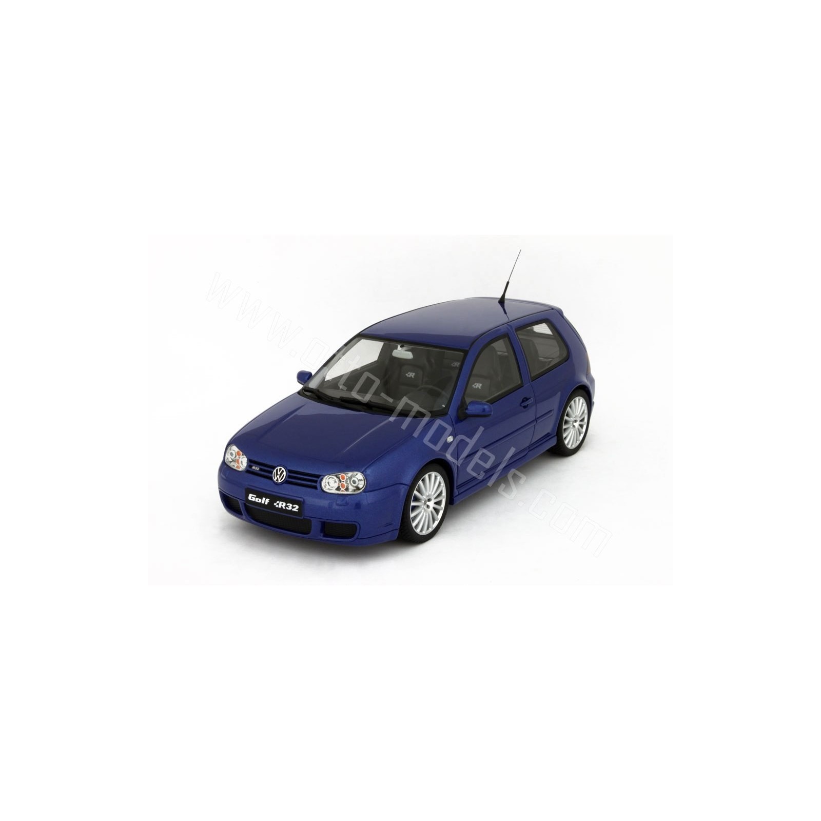 Volkswagen Golf 4 R32 Deep Blue Pearl 2002