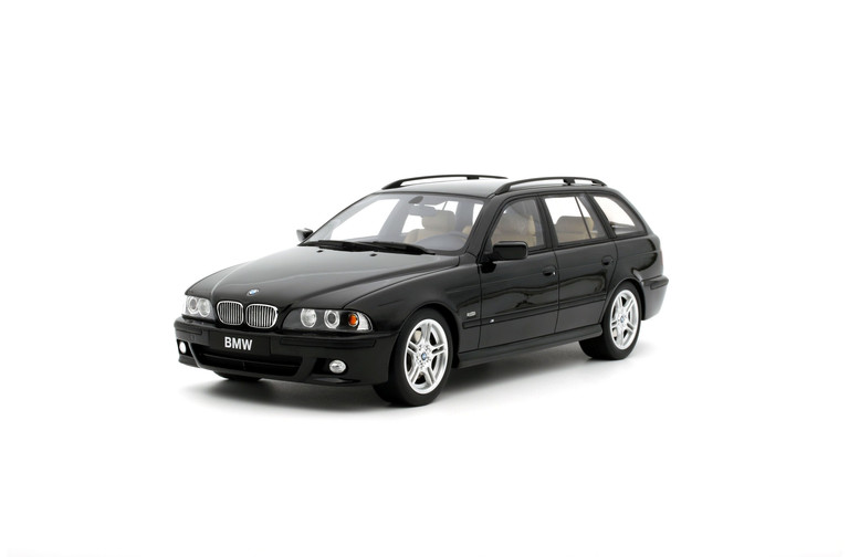 BMW E39 540 Touring M-Pack Black Saphire Metallic 475 2001