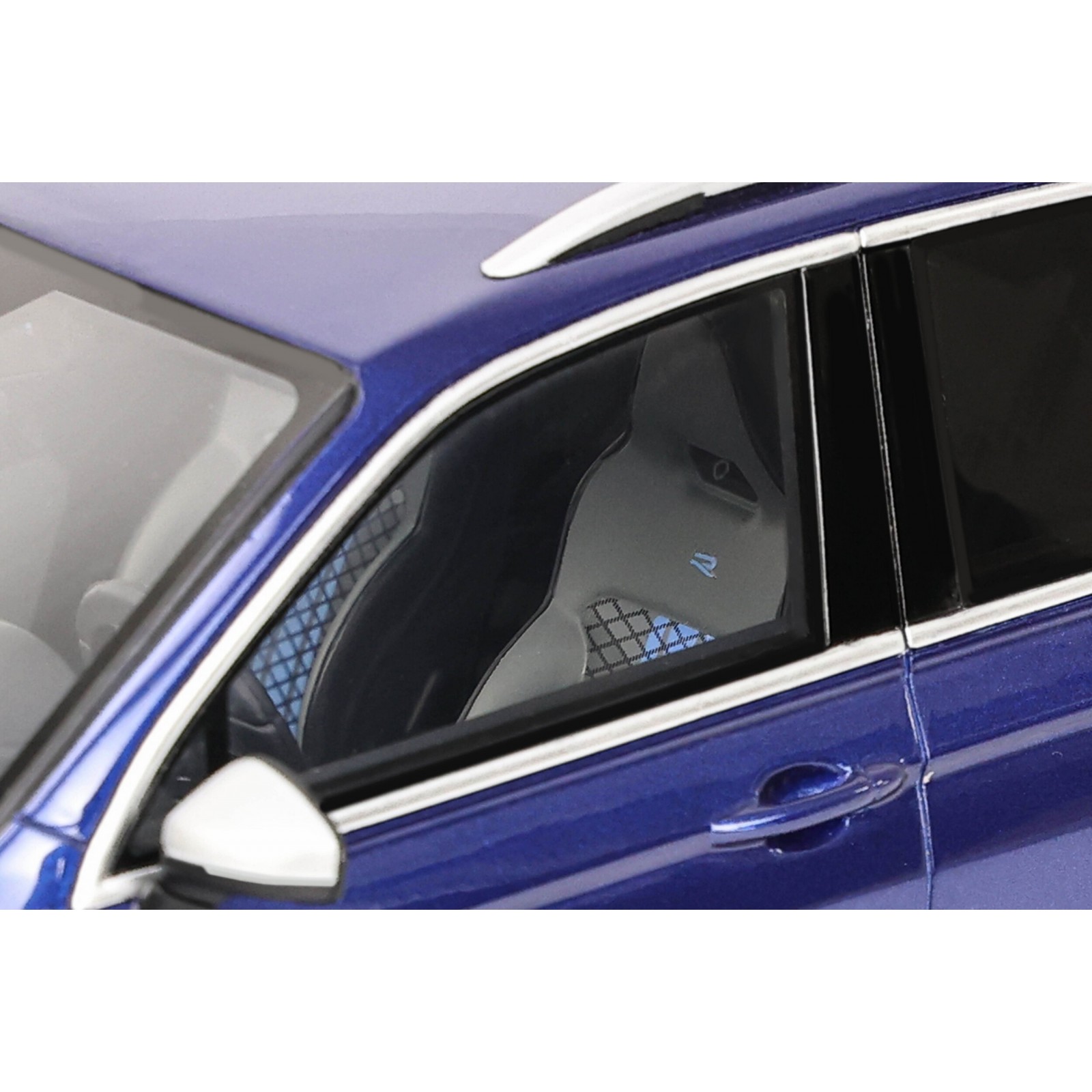 Volkswagen Tiguan R Lapiz Blue Metallic L9L9 2021