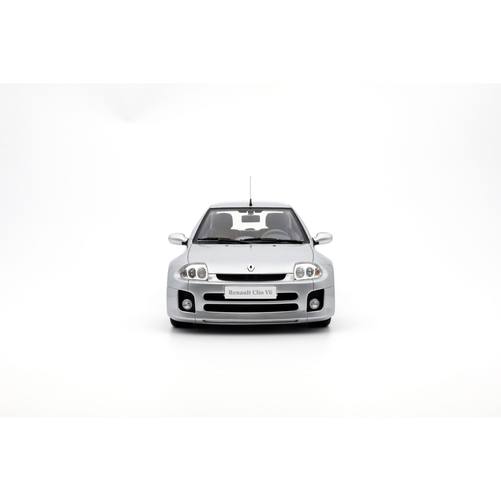 Renault Clio V6 Phase 1 Silver 2001