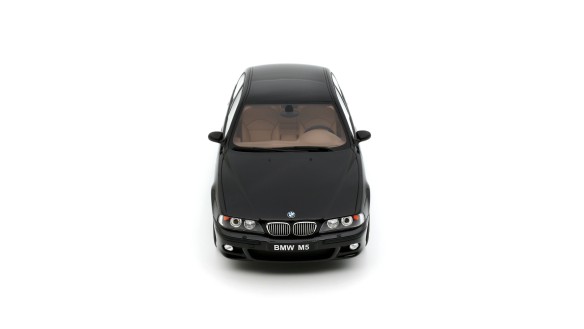 BMW E39 M5 Black Saphire Metallic 475 2000