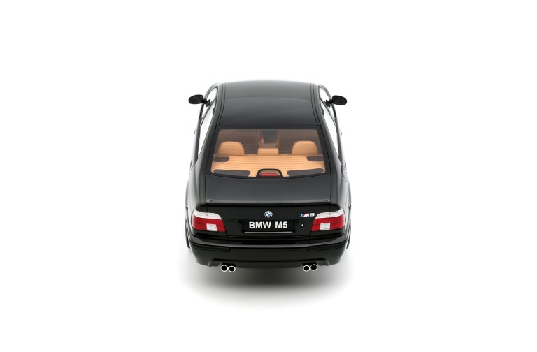 BMW E39 M5 Black Saphire Metallic 475 2000