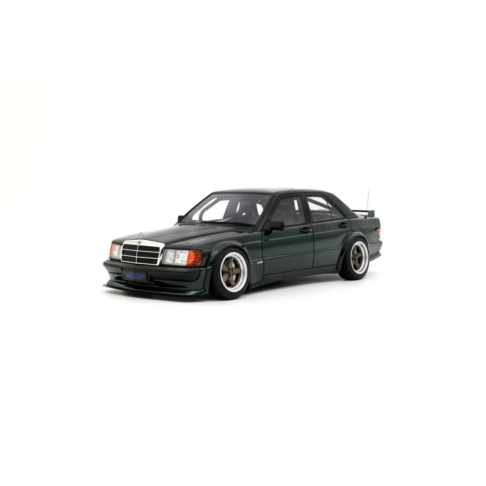 RAUH-Welt Republik RWR 190E 2.5-16 Porsche racing green Metallic 22G 2025