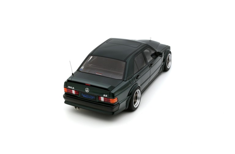 RAUH-Welt Republik RWR 190E 2.5-16 Porsche racing green Metallic 22G 2025