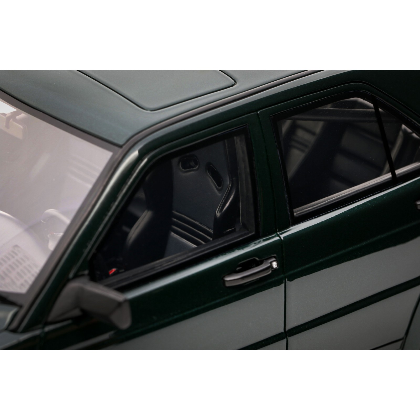 RAUH-Welt Republik RWR 190E 2.5-16 Porsche racing green Metallic 22G 2025
