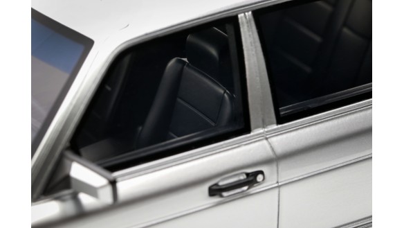 Mercedes-Benz 560 (W126) 6.0 SEL AMG Brilliant Silver 1989